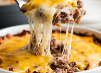 Low-Carb Bacon Cheeseburger Casserole